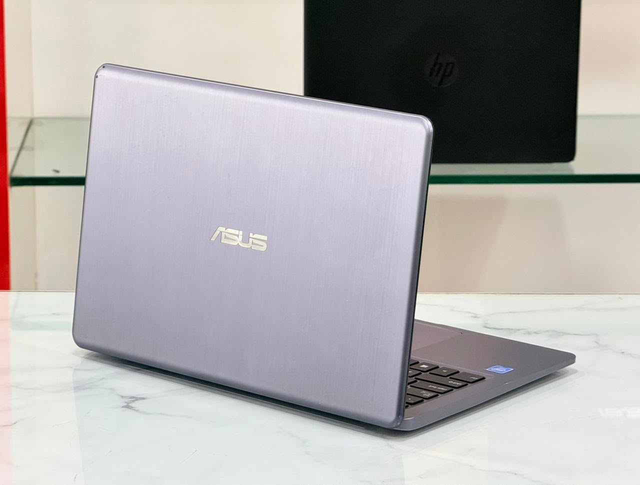 Asus Vivobook E406Ma — foto 5