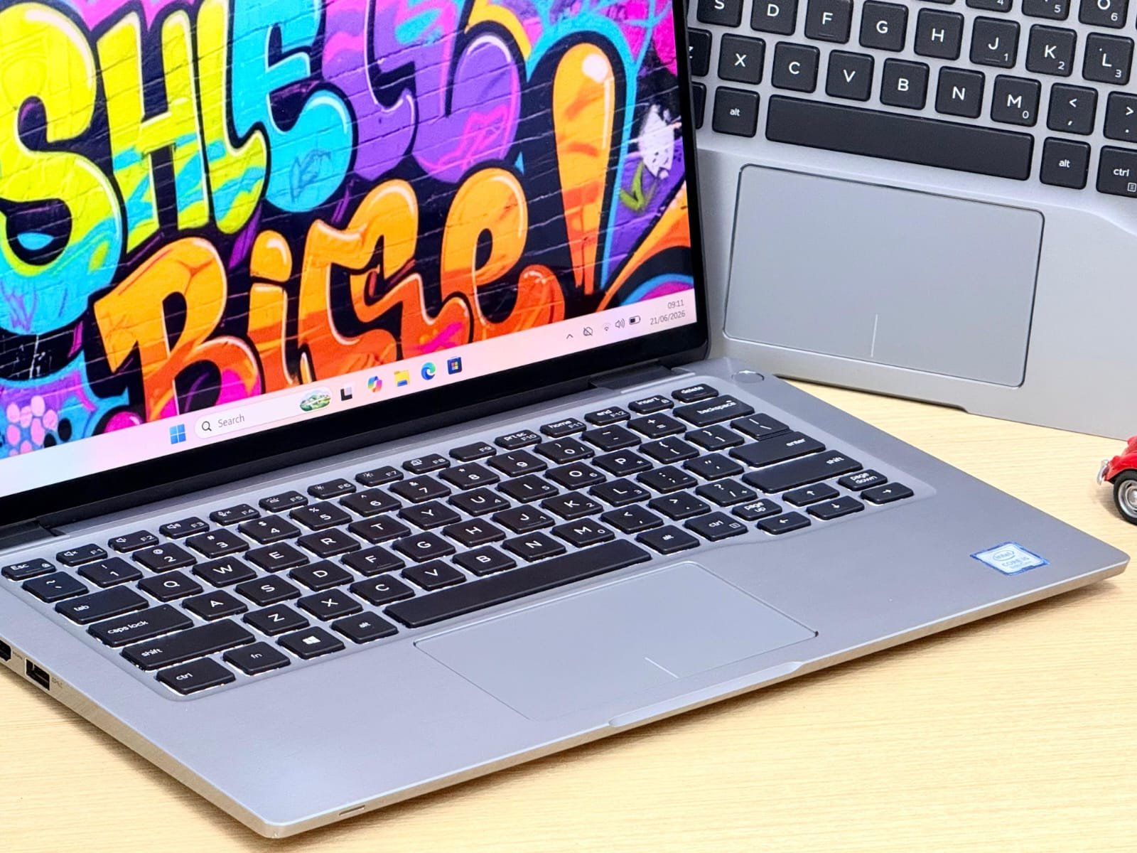 Dell Latitude 7400 2In-1 Touchscreen — foto 7