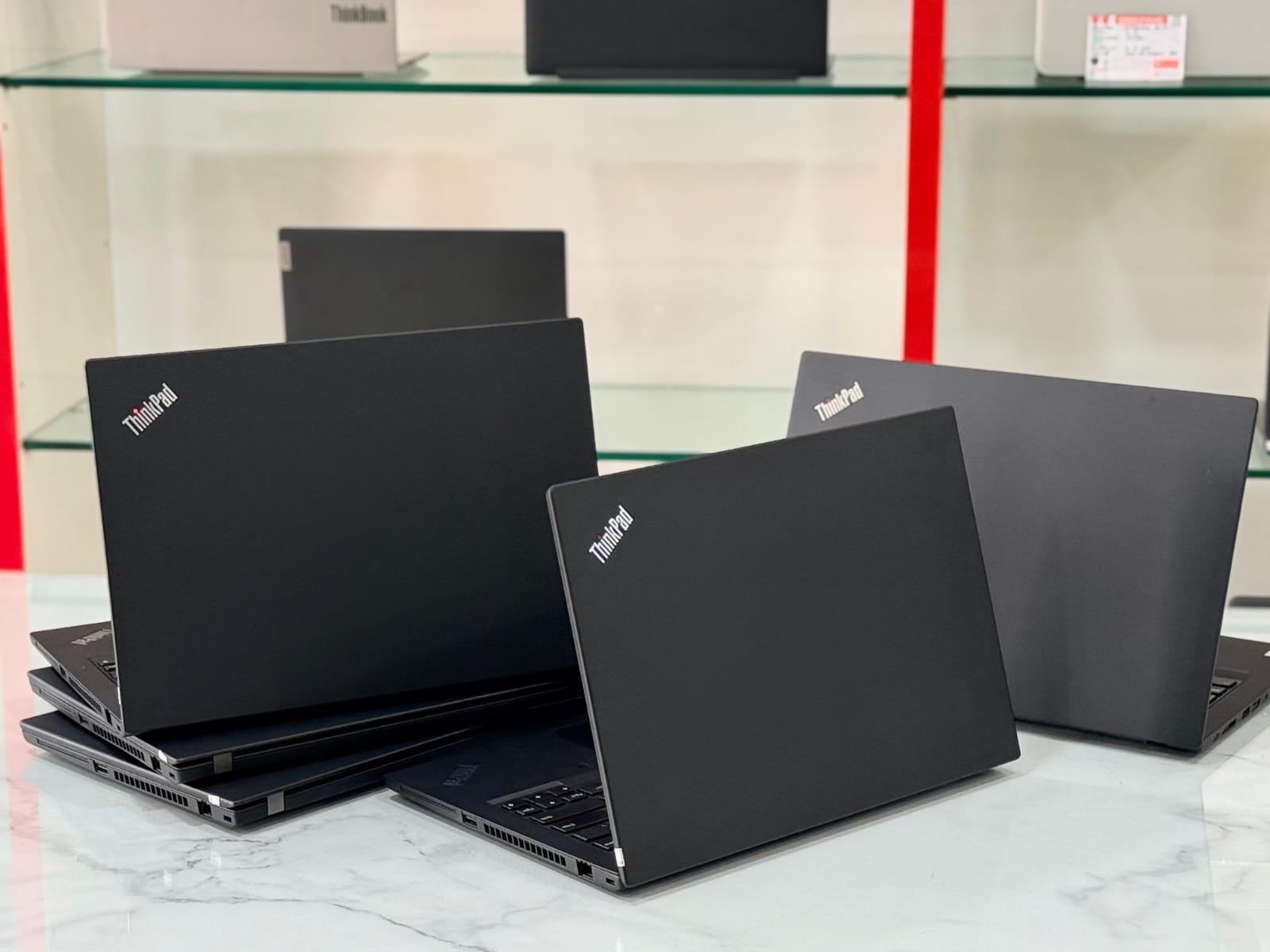 Lenovo Thinkpad T14 Gen 1 — foto 4